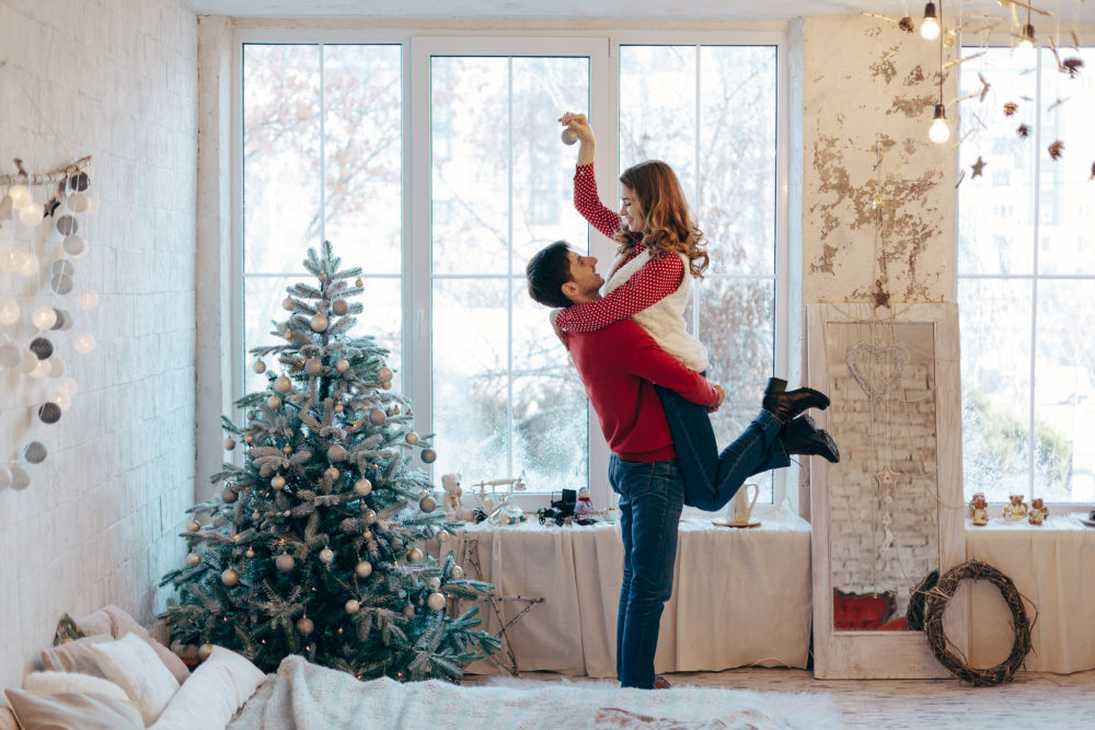Don’t Let Money Get in the Way of Love and Relationship This Christmas Season Don’t Let Money Get in the Way of Love and Relationship This Christmas Season